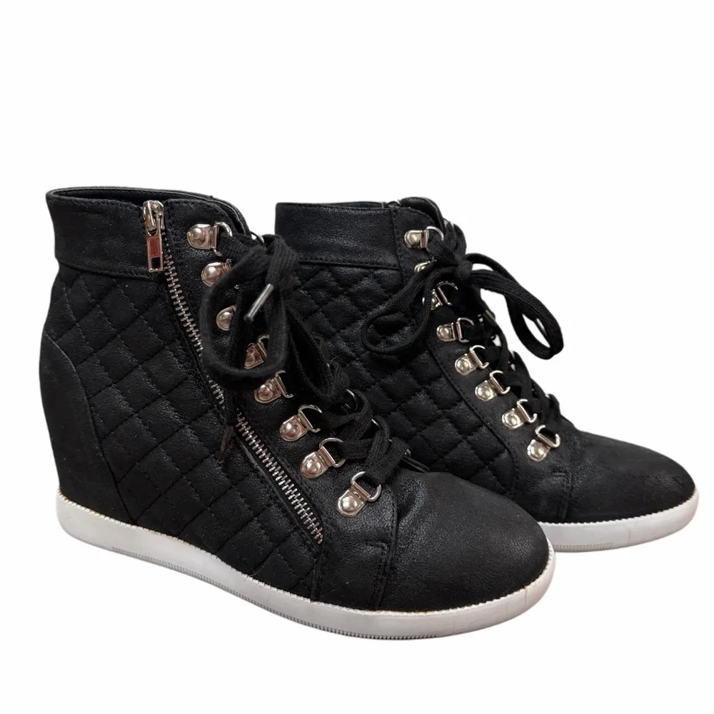 JustFab Stylish Black Quilted Wedge Sneakers - Picture 1 of 9